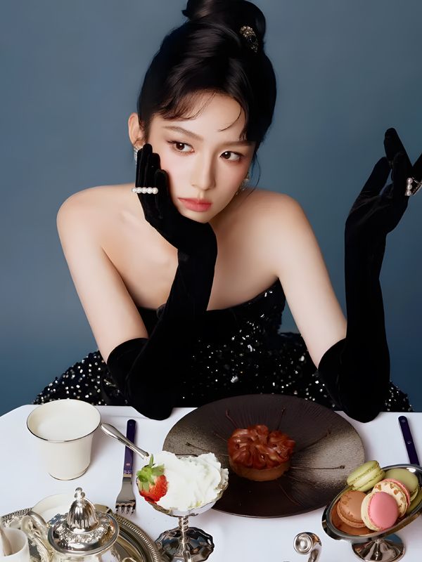 Zhou Ye Wows in Starlight Black Dress With Dazzling Stylistic Shift