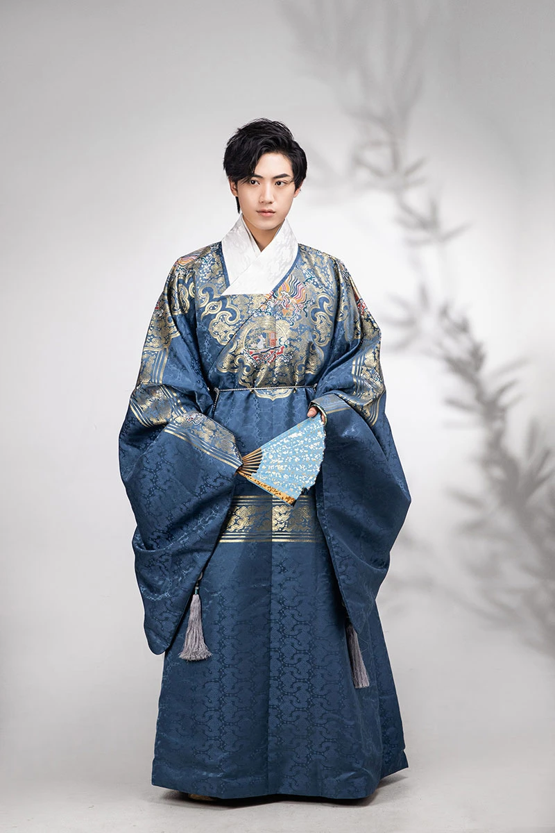 Why Does Male Hanfu Often Get Such Low Acceptance 11