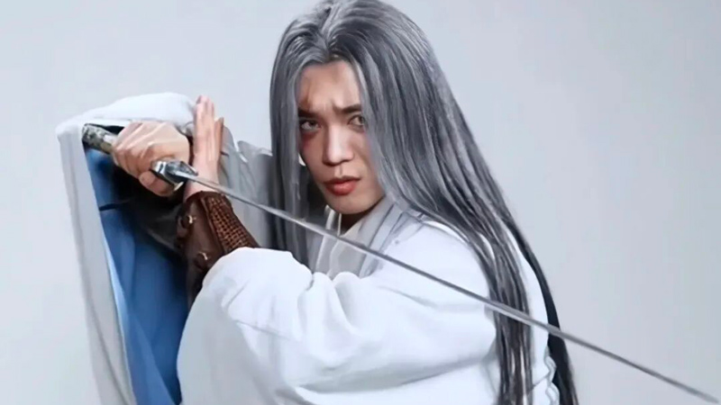 Blades of the Guardians: The Ancient Sleeve-Tying Wisdom in Wuxia