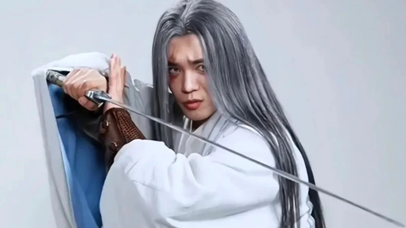 Blades of the Guardians: The Ancient Sleeve-Tying Wisdom in Wuxia