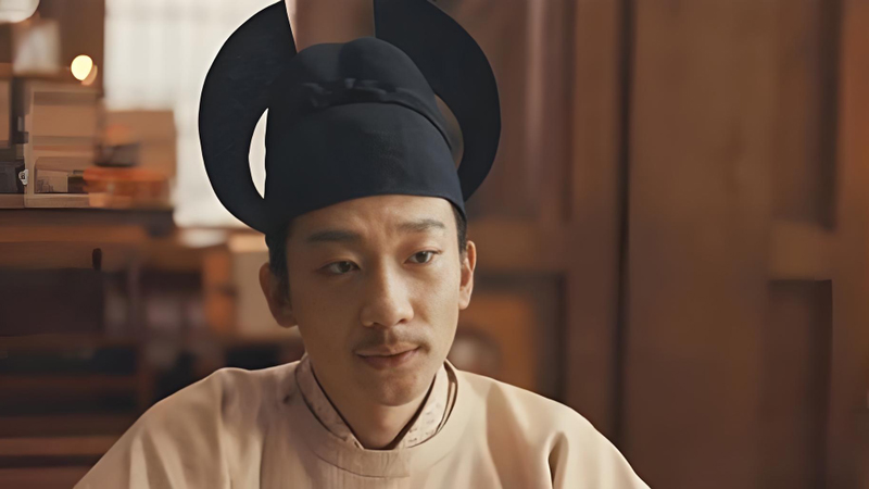 Distrust Breeds Plots, Wisdom Saves The Realm