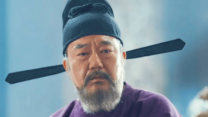 Feng Dao’s Legacy in Swords into Plowshares