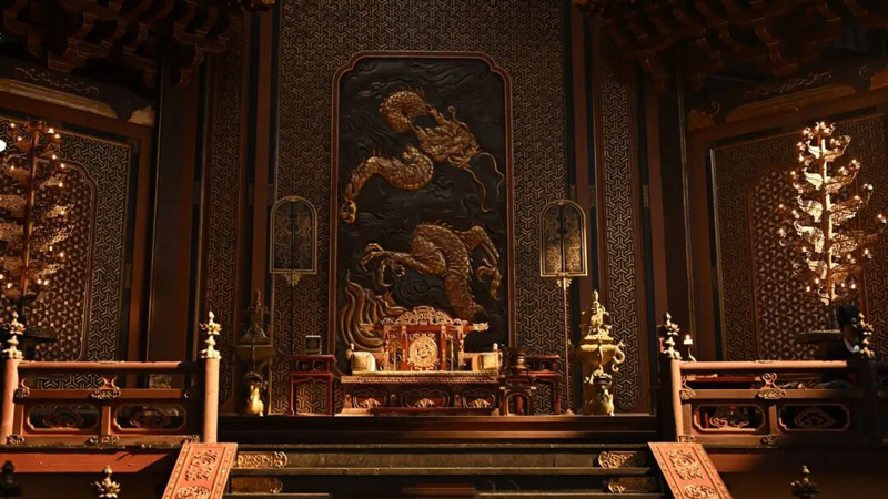 How Dare You: Two Modern Souls Trapped in a Novel World