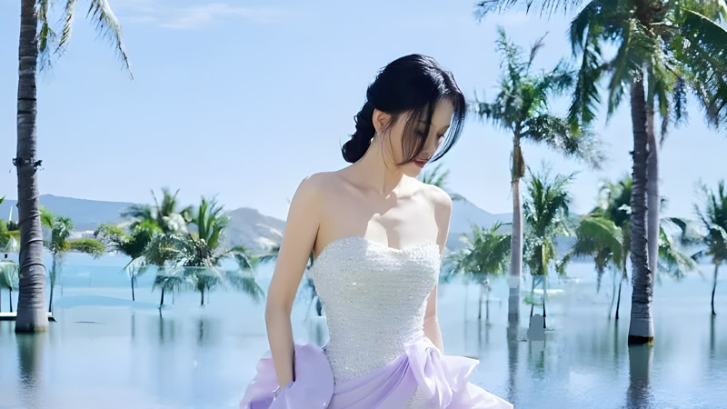 Joe Chen’s Stunning White & Purple Mermaid Gown in Hainan