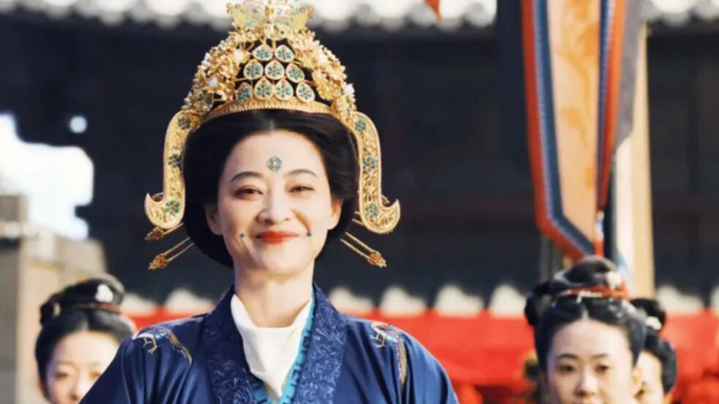 The Wardrobe Controversy of Swords into Plowshares