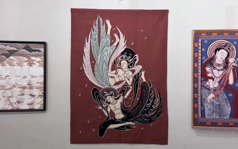 Urumqi Show Traces Wool Tapestry Along the Silk Road
