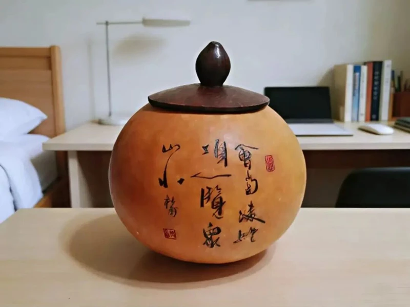 Why Veteran Tea Lovers Swear by Gourd Canisters