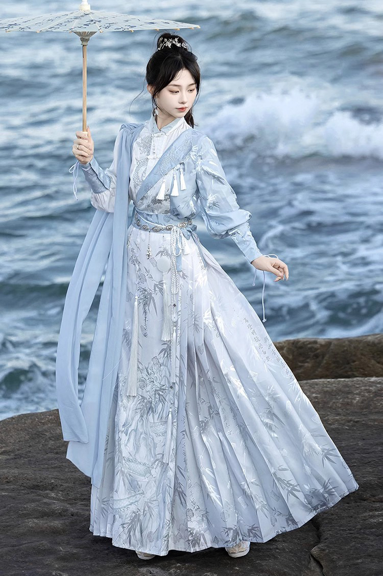 Women Martial Arts Set Flowing Knight Ming Dynasty M amian Qun Set