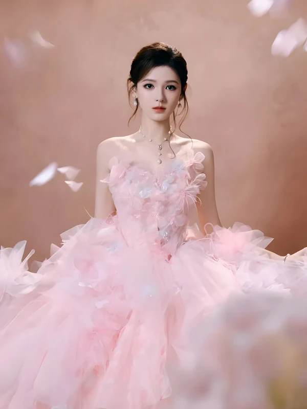 Zhang Yuxi Shines in Pink Fairy Tale Gown