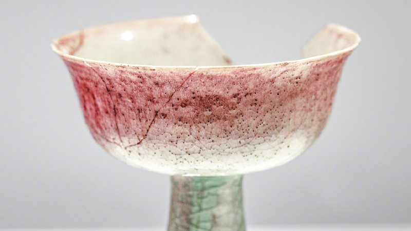 5 Pale Spring Chinese Artifacts