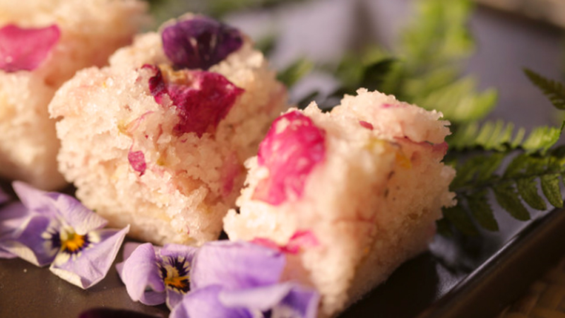 A Taste of Ancient Floral Cakes