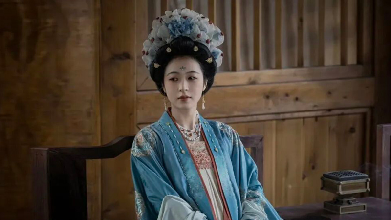 Baoji: China’s Ancient Wrapped Hairstyle