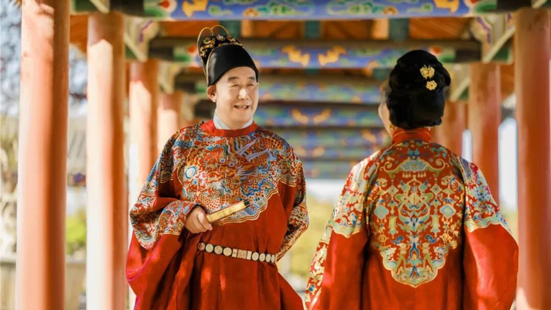 Silver-Haired Hanfu Stars