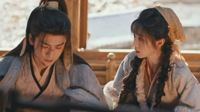 Snowy Encounter in Pursuit of Jade