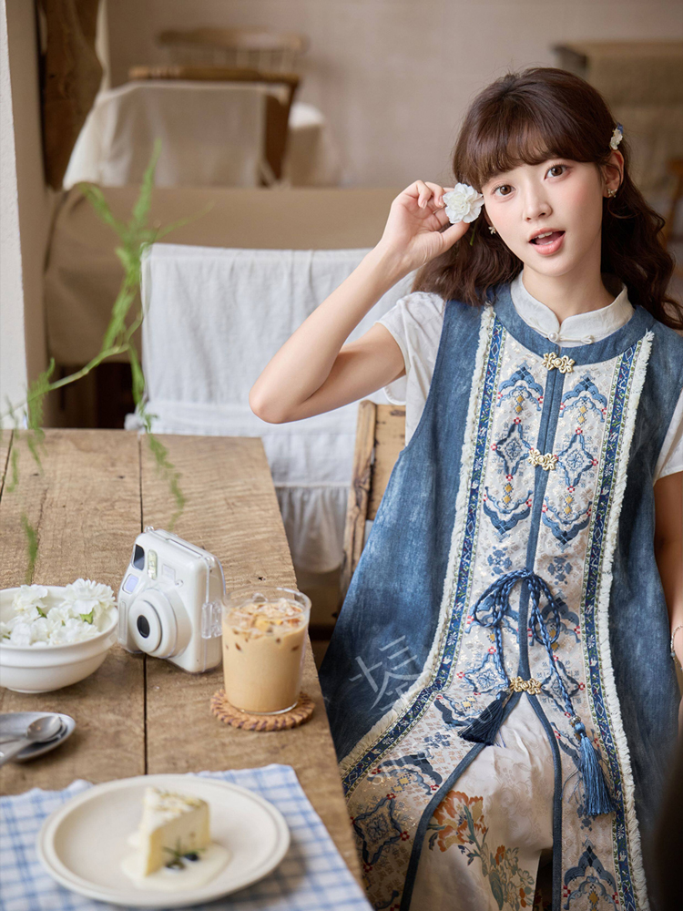 Summer Casual Set Fashionable Hanfu-Inspired Denim-Element Ensemble