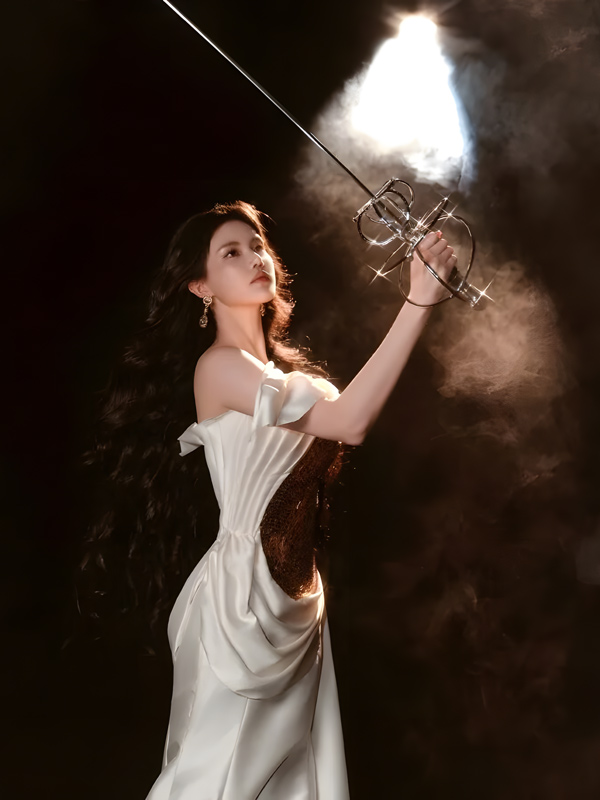 The Rise of Sun Zhenni’s Majestic New Image