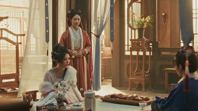 Women Supporting Women in Pursuit of Jade