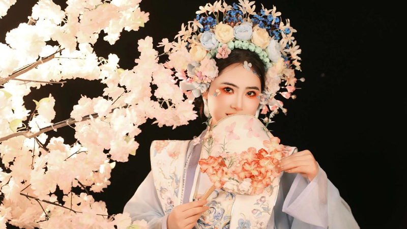 Hanfu Makeup & Hairstyling for Different Face Shapes