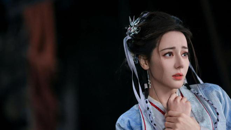 He Simu’s Pain in Love Beyond the Grace