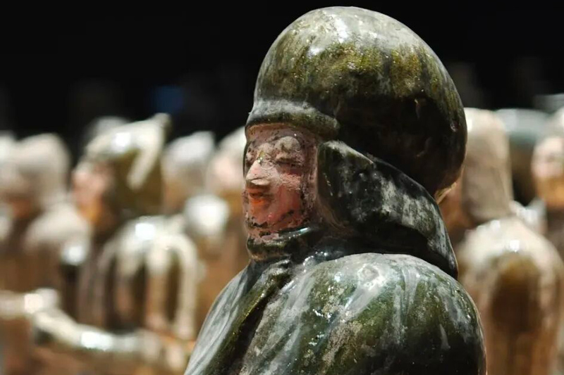 Liu Xueyi’s Real Northern Wei Look