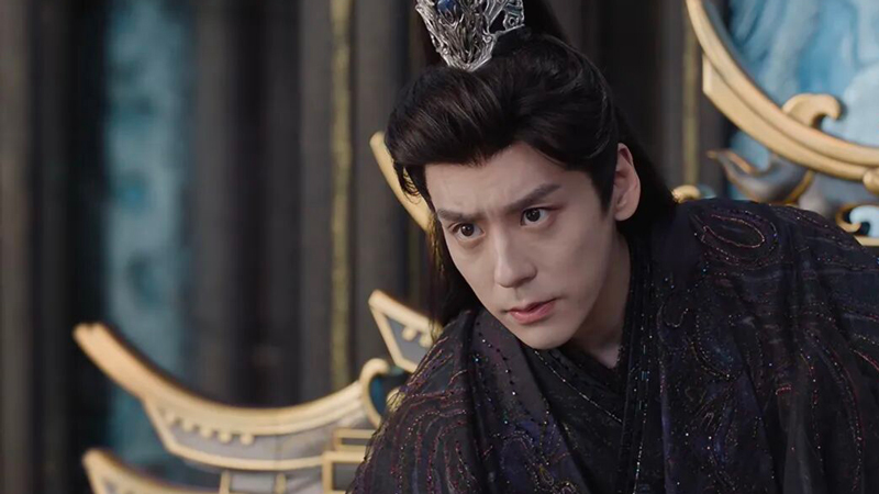 Love Beyond the Grace: Desire Traps the Schemer