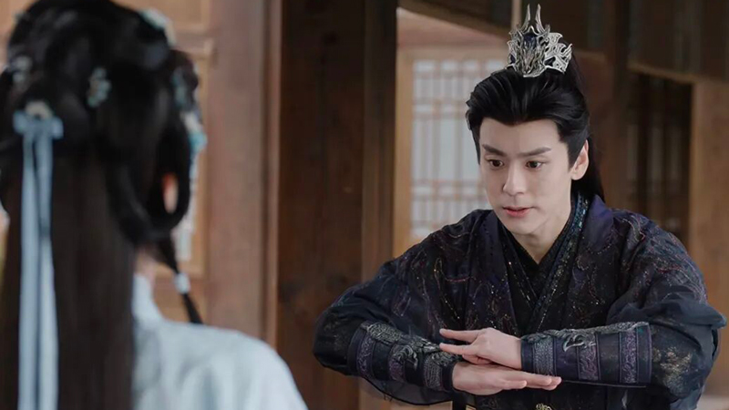 Love Beyond the Grace: Desire Traps the Schemer