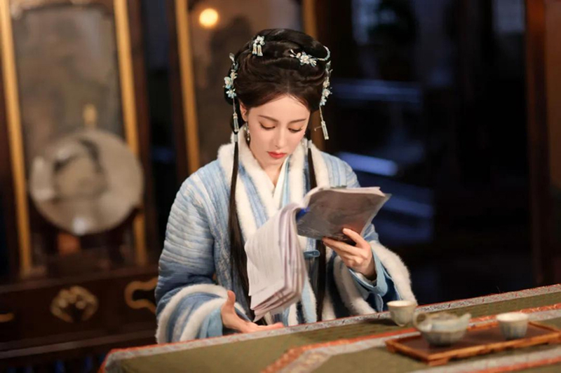 Love Beyond the Grace: He Simu’s Unfound Life Gate