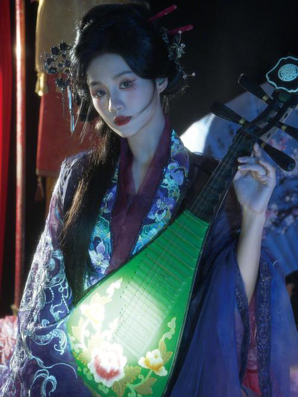 Love Beyond the Grace: Why Yan Zhang’s Story Is So Sad