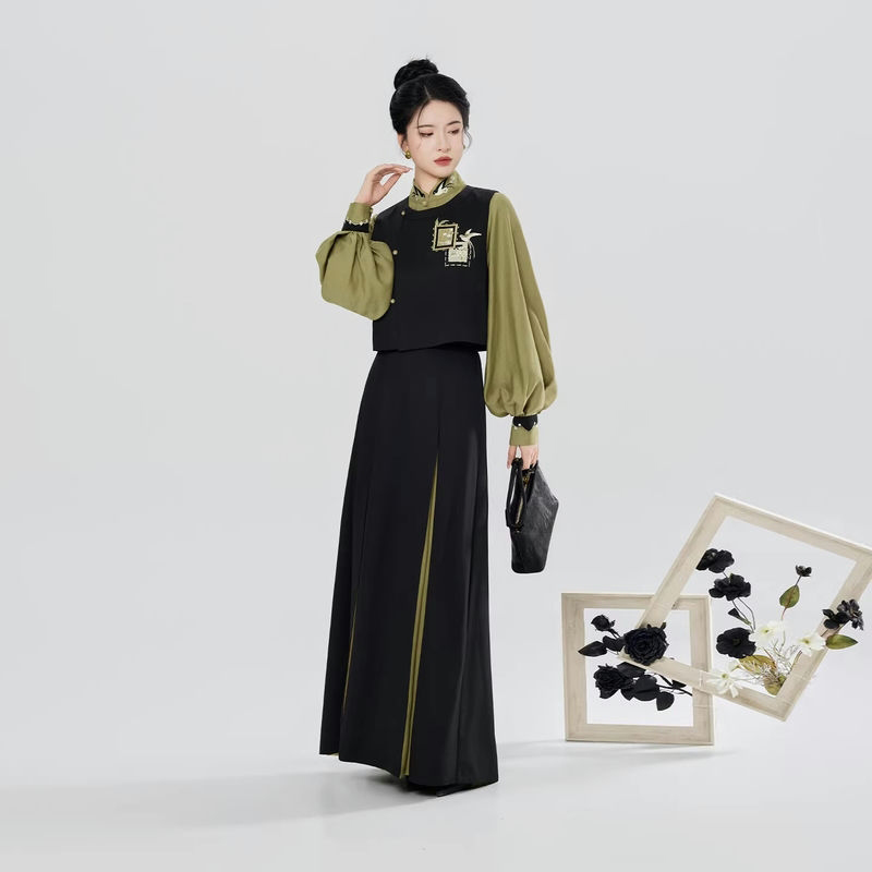 New-Chinese-style-Women-Attire-Ming-Dynasty-inspired-Modernized-Hanfu-1 New Chinese-style Women Attire Ming Dynasty-inspired Modernized Hanfu
