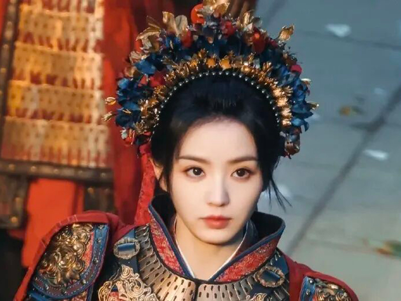 Pursuit of Jade's Armor and Flowers: Brave or Bizarre?