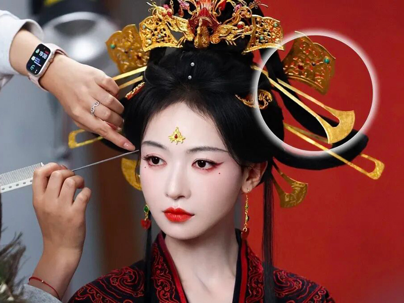 The Butterfly Bun of Wei-Jin Style