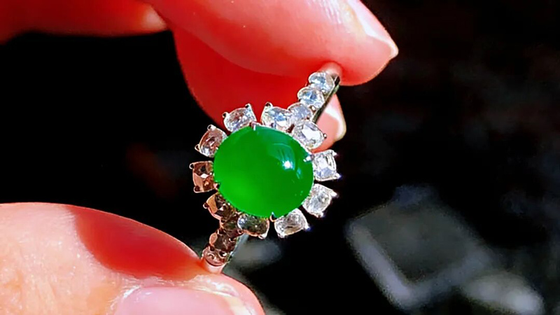 The Guide to Telling Fei Cui and He Tian Jade Apart