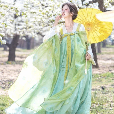 Women Spring Green Tang Dynasty Qixiong Shanqun Hanfu Set
