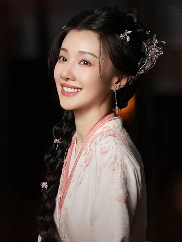 Fate Chooses You: Xin Mei’s Regret of Leaving Home