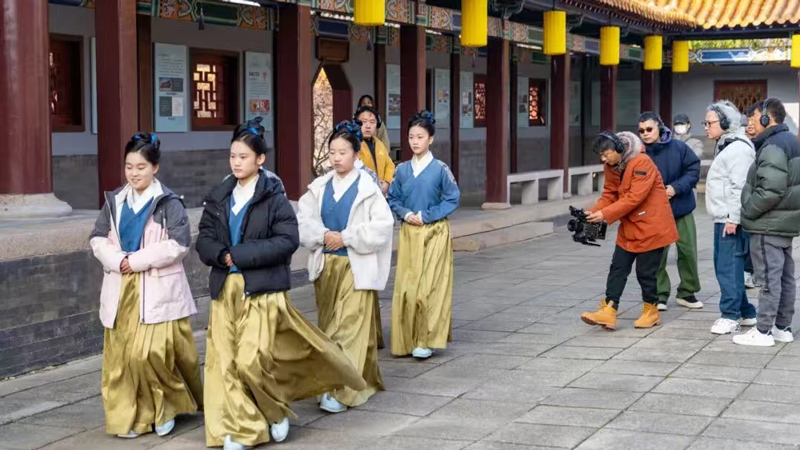 How Artisanal China Makes Ming Hanfu Cross-Collar Cool!