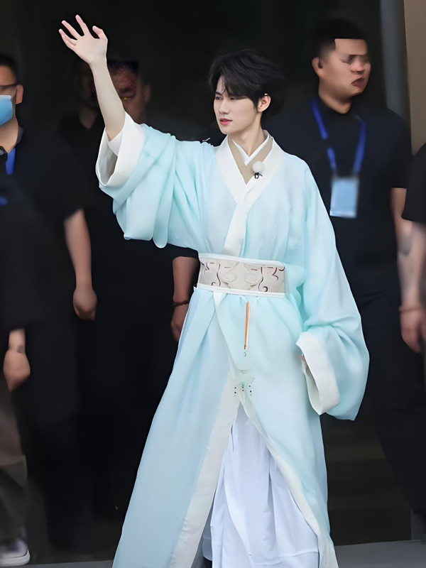 Keep Running: Stars Rock Warring States Robes in Handan!