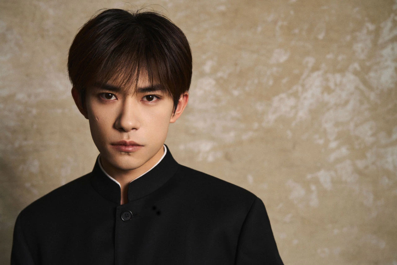 Mandarin Collar: History, Styles, and How to Wear
