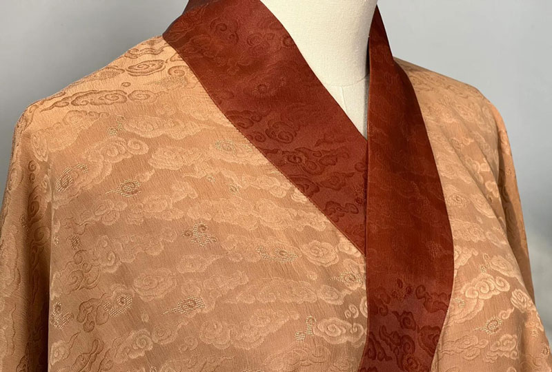 Ruqun Hanfu: Qixiong & Qiyao Styles, History & Wearing Guide