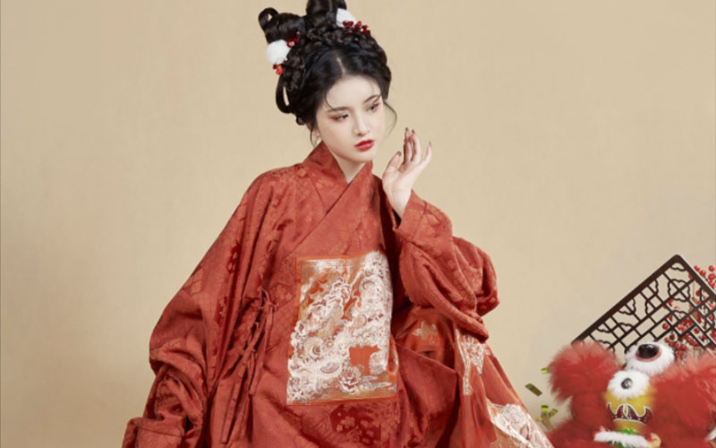 Ruqun Hanfu: Qixiong & Qiyao Styles, History & Wearing Guide