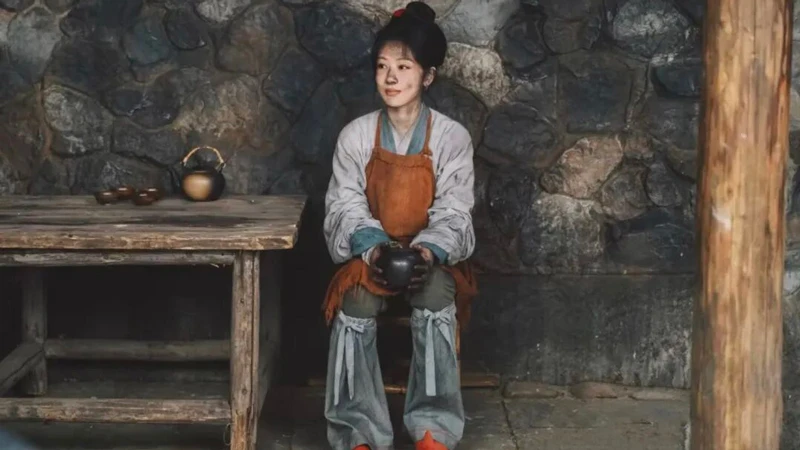 Ancient Leg Sleeves of Li Zhen in The Mo
