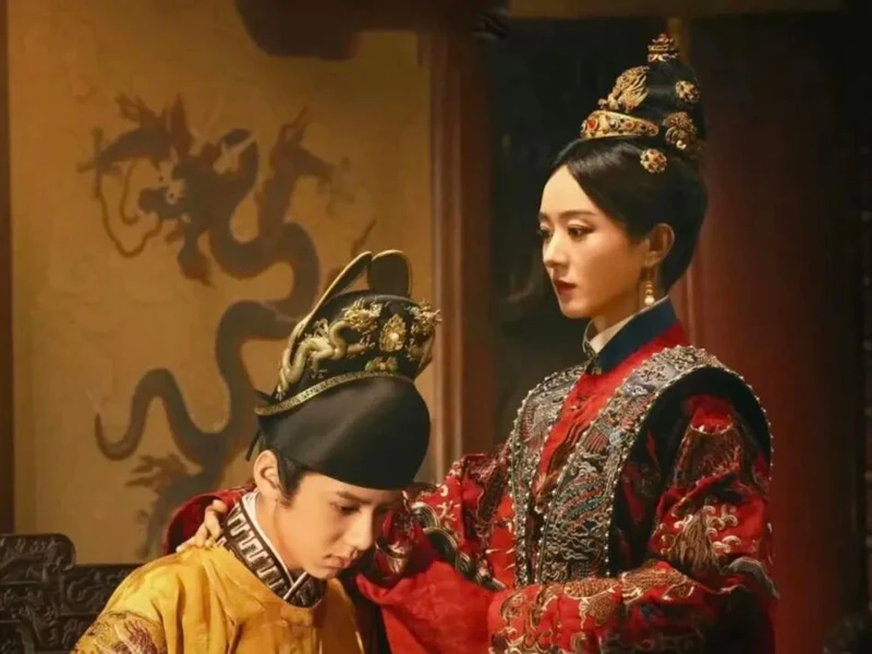 What Did Zhao Liying’s Headwear in Penghu Haizhan Really Mean?