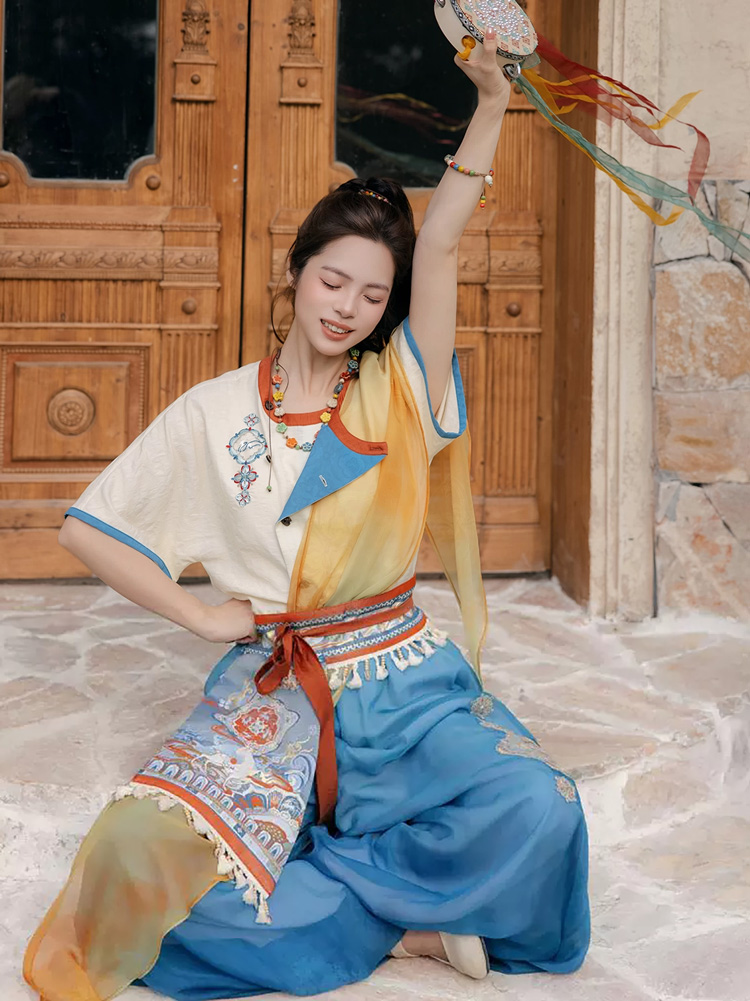 Women Tang Dynasty-Inspired Casual Hanfu Dunhuang-Style Pants Set