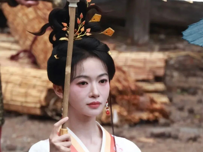 Wu Jinyan’s Wei-Jin Hairstyle Explained