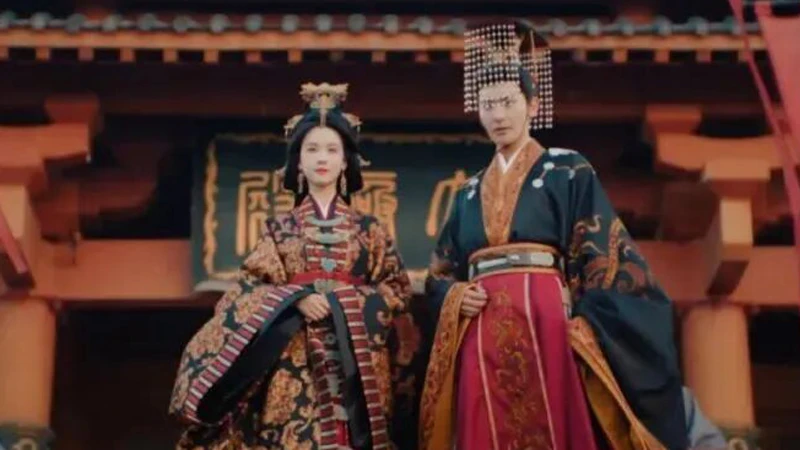 Ashes to Crown: Chu Zhao’s Hard-Won Political Game