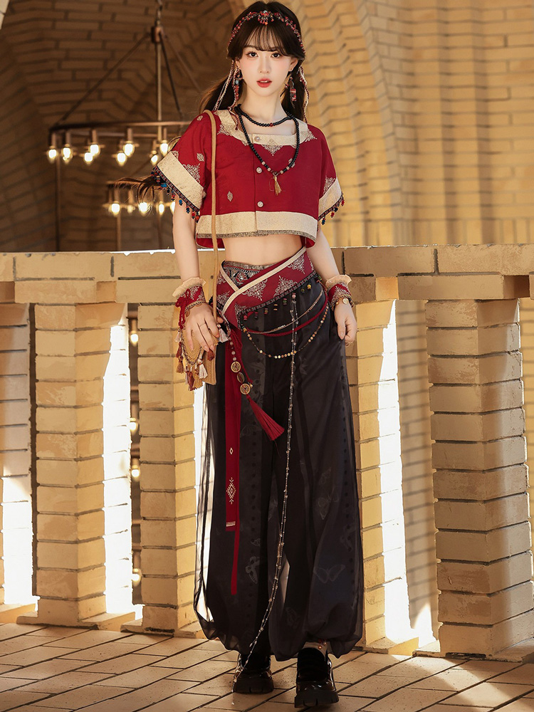 Dunhuang Hanfu for Women Unique Red Set with Han-Style Elements