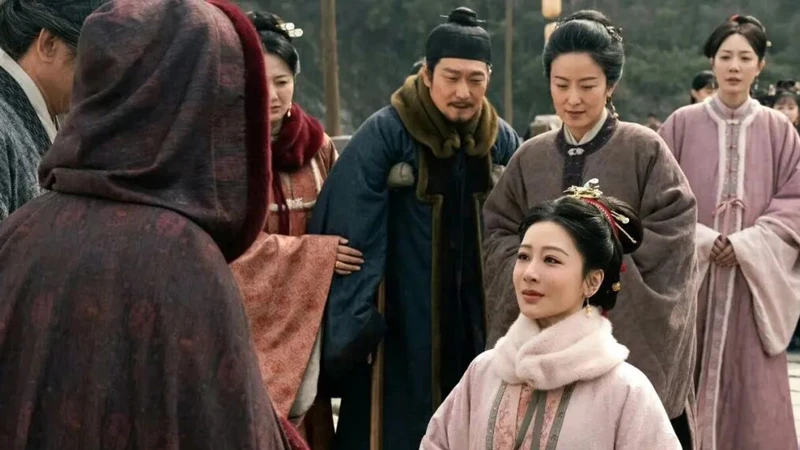 Family Backs Li Zhen in The Mo