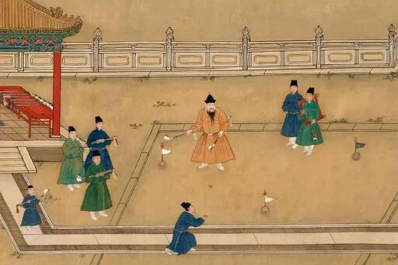 Play Ancient Sports in Hanfu Robes