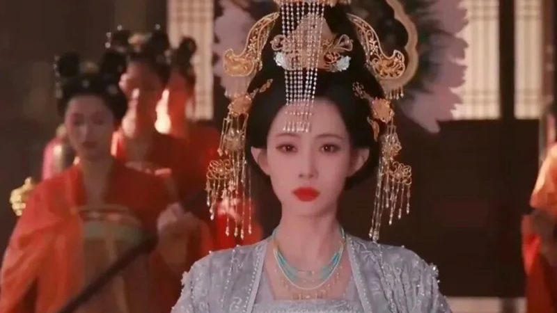 Why 1990s Period Drama Beauties Look More Than Today's?