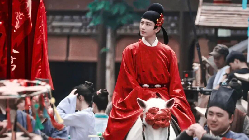 Why Ancient Top Scholars Avoid Red