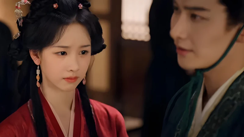 Why Chu Ling Distrusts Xiao Xun in Ashes to Crown